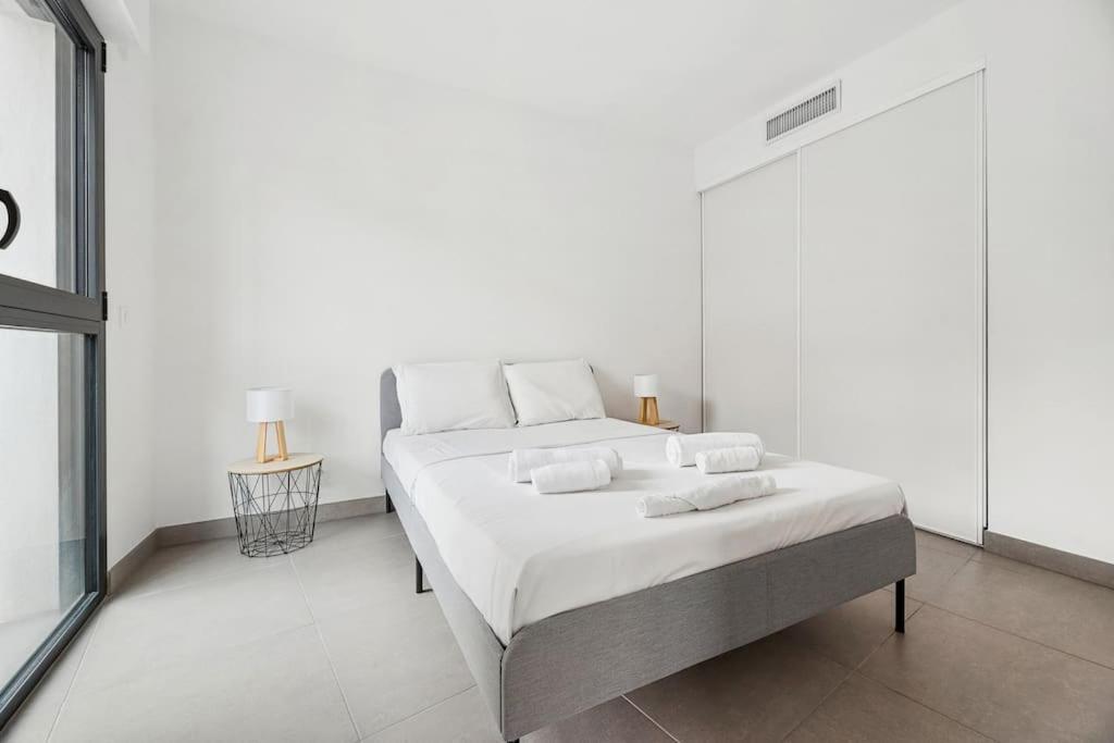 Le Cap Riviera - Centre- Parking Prive - Climatisation Appartement *