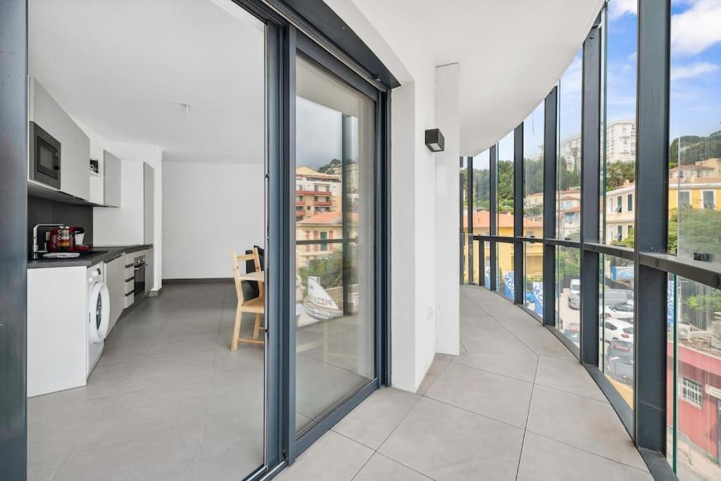 Appartement Le Cap Riviera - Centre- Parking Prive - Climatisation Menton